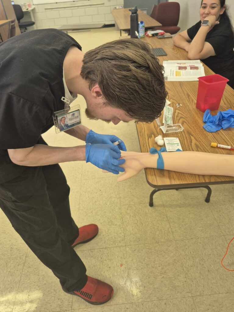 MedNoc Training College - Phlebotomy logo